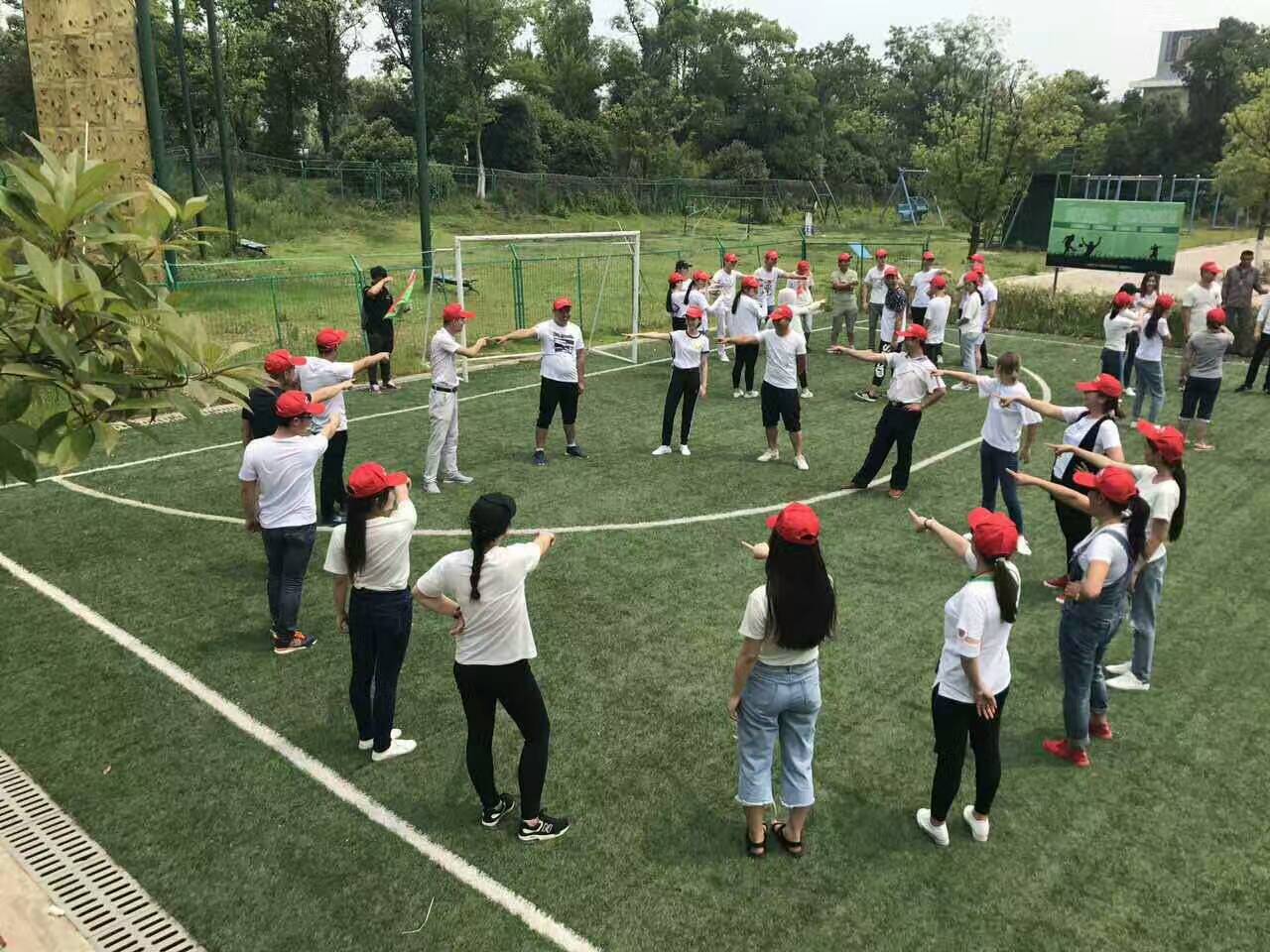 團(tuán)隊(duì)拓展培訓(xùn)項(xiàng)目8個(gè)